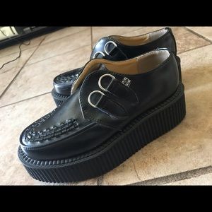 Black Leather Viva creepers